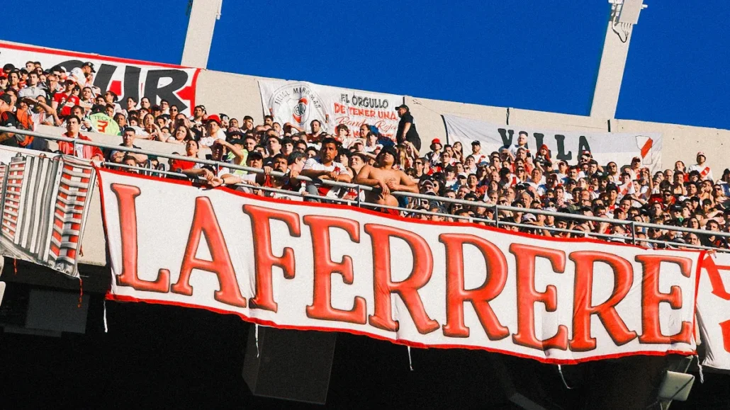 3 pop up banners for events that last outdoors